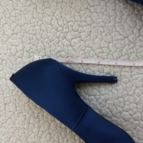 High heels - Picture 5 of 8